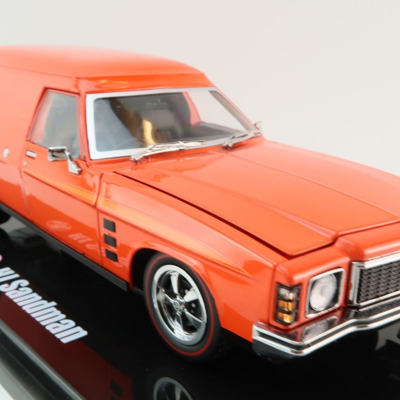 DDA Collectibles DDA521 - 1975 Holden HJ Sandman Panel Van Mandarin Red - Scale 1:24