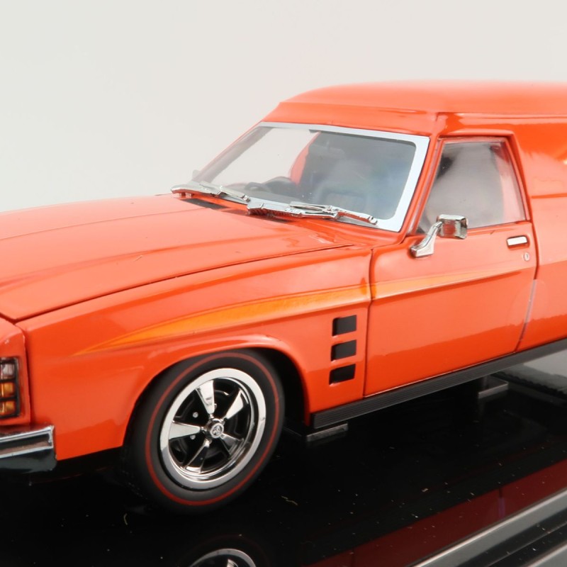 DDA Collectibles DDA521 - 1975 Holden HJ Sandman Panel Van Mandarin Red - Scale 1:24