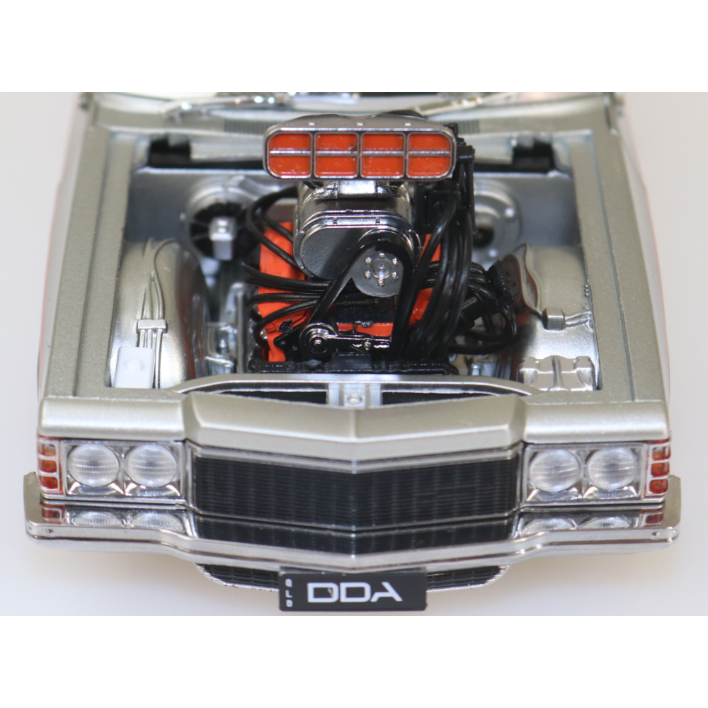 DDA Collectibles DDA522 - Silver Holden HZ Panel Van with Supercharged LS Engine - Scale 1:24