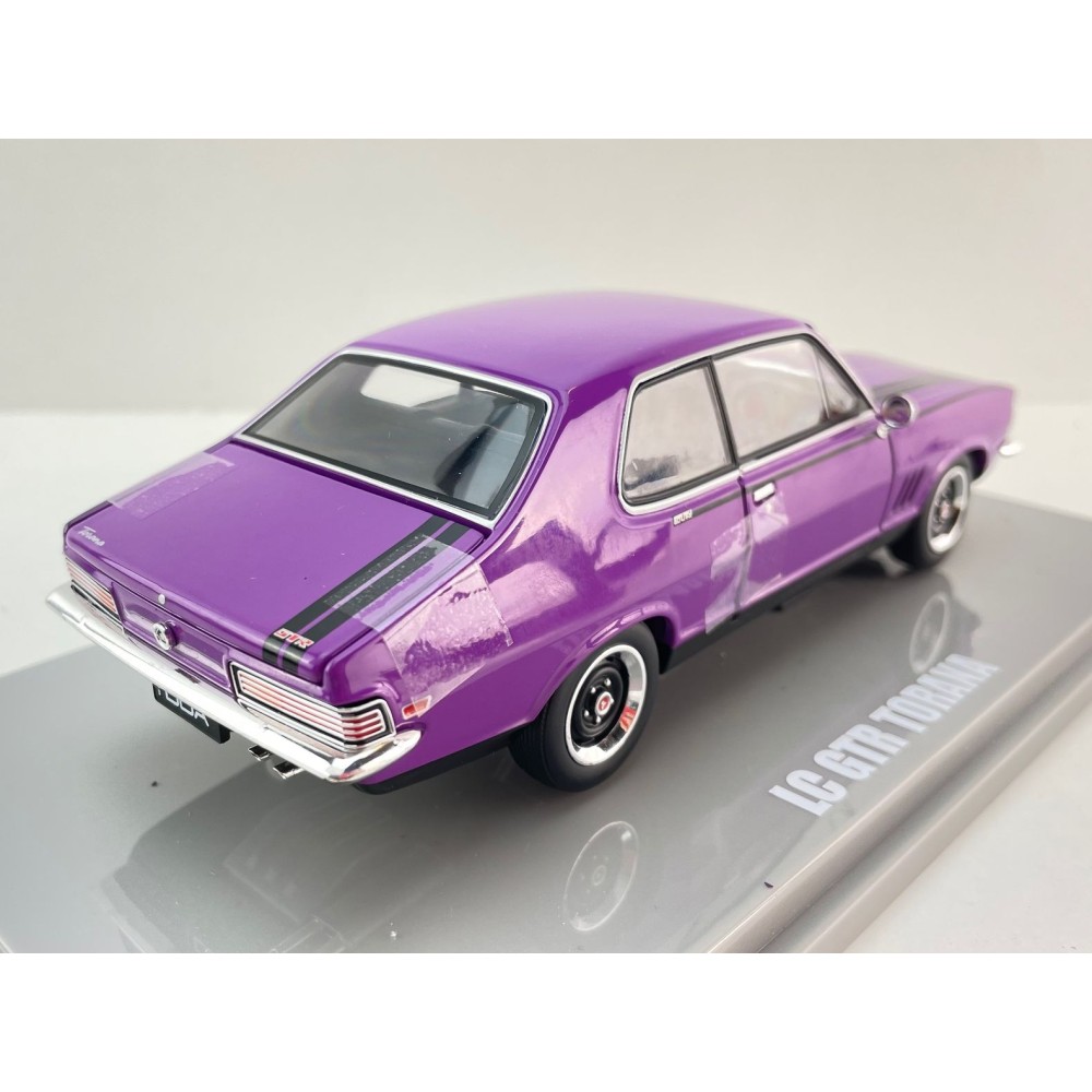 DDA Collectibles DDA627 - Holden LC GTR Torana Coupe Purple Car - Scale 1:24