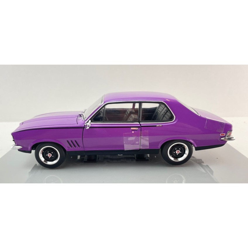 DDA Collectibles DDA627 - Holden LC GTR Torana Coupe Purple Car - Scale 1:24