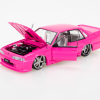DDA Collectibles DDA704 Holden HSV VL Commodore SS Custom SV Walkinshaw Hot Pink  Scale 1:24
