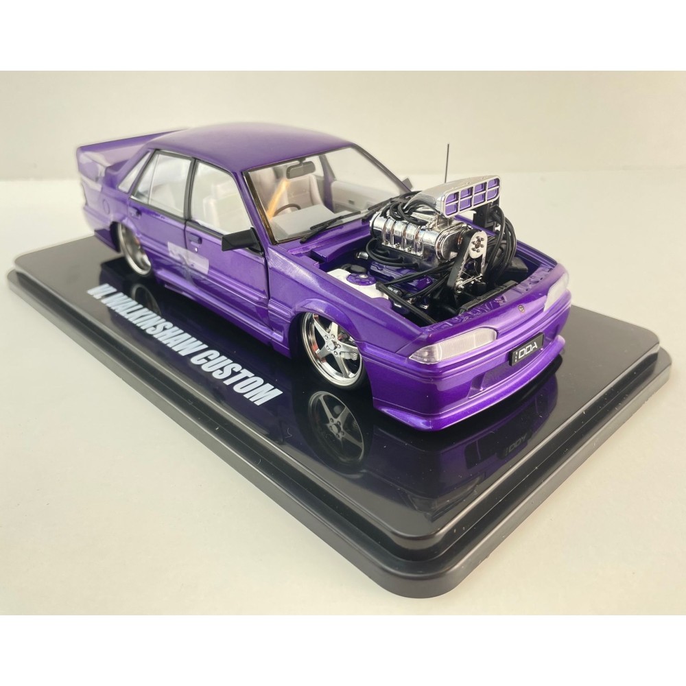 DDA Collectibles DDA705 Holden HSV VL SS Custom Supercharged Walkinshaw Purple Scale 1:24