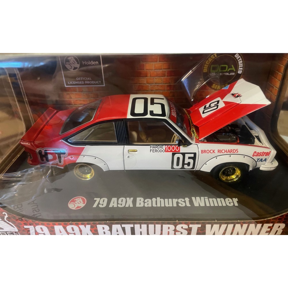 DDA Collectibles DDA803C - Holden HDT LX A9X Torana Brock 1979 Bathurst Winner Chase Edition - Scale 1:24