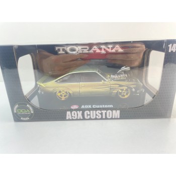 DDA Collectibles DDA806-C - Holden A9X Torana Supercharged Colour Shift with Flames - Chase Car - Scale 1:24