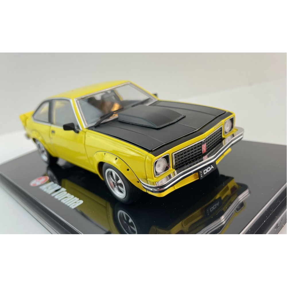 DDA Collectibles DDA807 - Holden A9X Torana SS 308 Factory Car Yellow - Scale 1:24