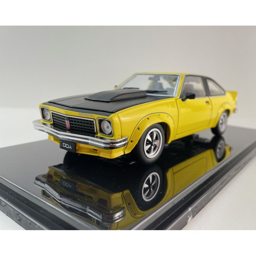 DDA Collectibles DDA807 - Holden A9X Torana SS 308 Factory Car Yellow - Scale 1:24