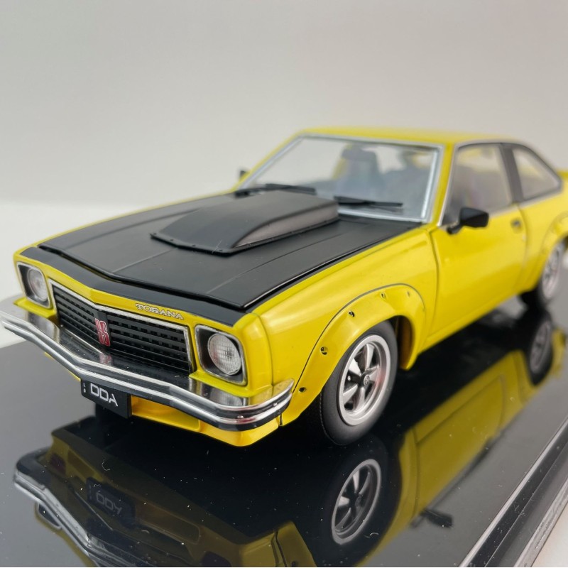 DDA Collectibles DDA807 - Holden A9X Torana SS 308 Factory Car Yellow - Scale 1:24