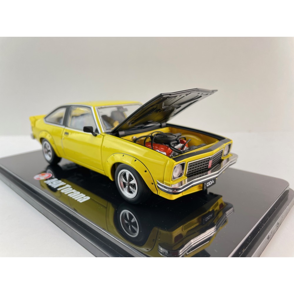 DDA Collectibles DDA807 - Holden A9X Torana SS 308 Factory Car Yellow - Scale 1:24