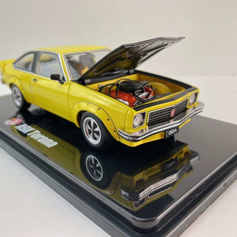 DDA Collectibles DDA807 - Holden A9X Torana SS 308 Factory Car Yellow - Scale 1:24