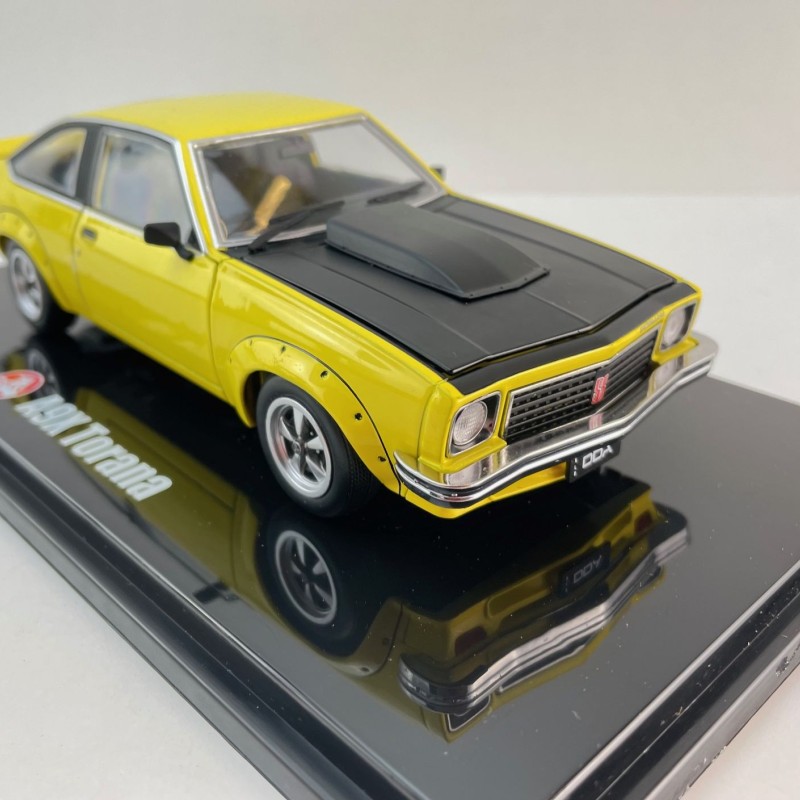 DDA Collectibles DDA807 - Holden A9X Torana SS 308 Factory Car Yellow - Scale 1:24