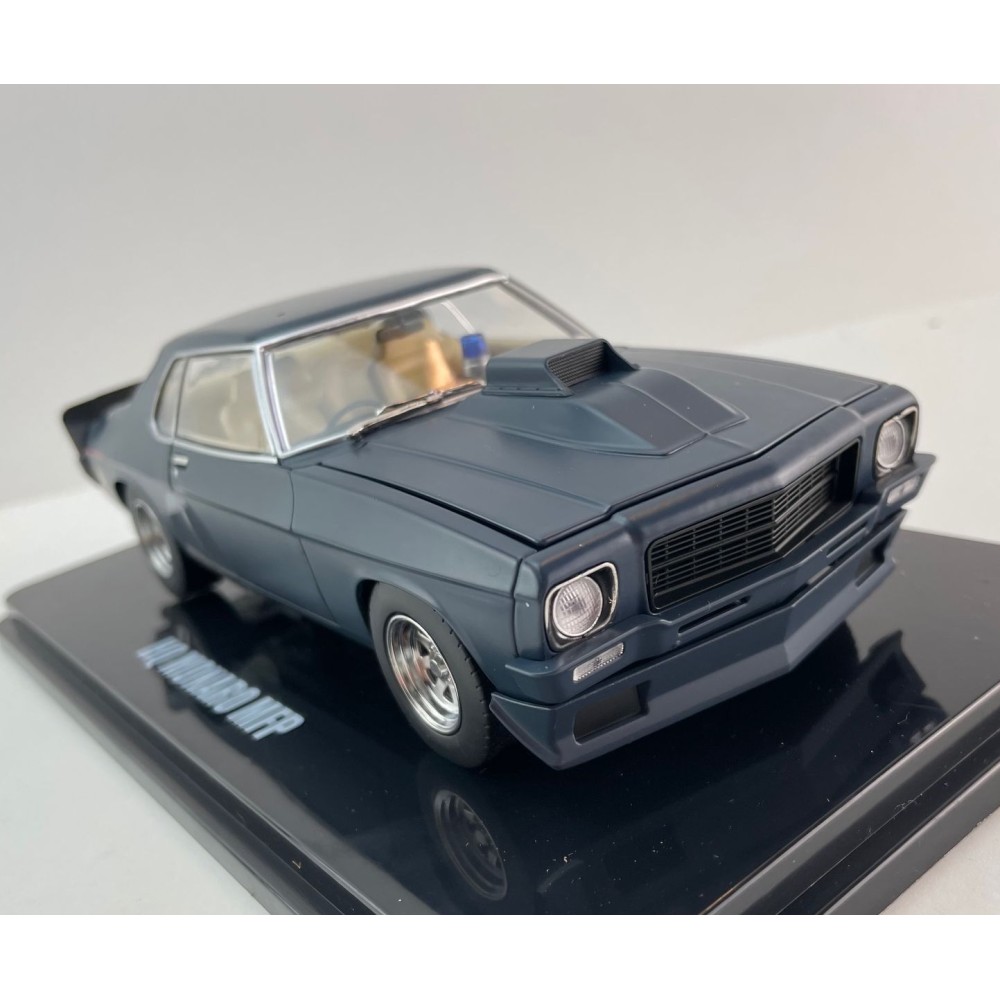 DDA Collectibles DDA914 - Holden HQ Monaro MFP Pursuit Special Mad Max Movie - Scale 1:24
