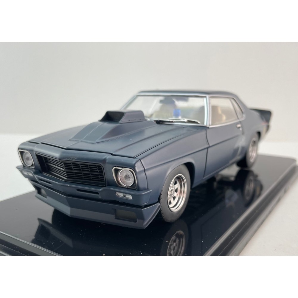 DDA Collectibles DDA914 - Holden HQ Monaro MFP Pursuit Special Mad Max Movie - Scale 1:24