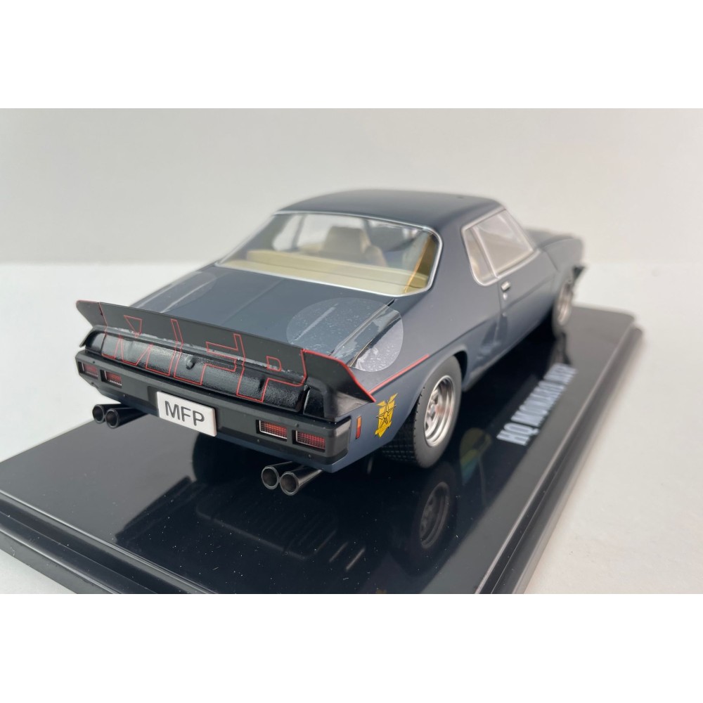 DDA Collectibles DDA914 - Holden HQ Monaro MFP Pursuit Special Mad Max Movie - Scale 1:24