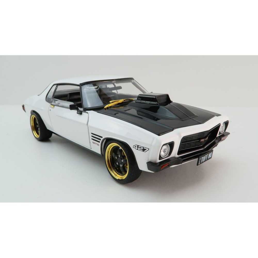 DDA GreenLight DDA211 1973 Holden HQ Monaro GTS 427 White TUFF HQ Golden Chase Edition Scale 1:24