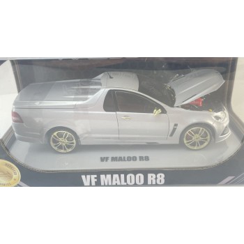 DDA Collectibles DDA030-C - Holden Commodore VF Maloo R8 Ute Rare Chase Edition - Scale 1:24