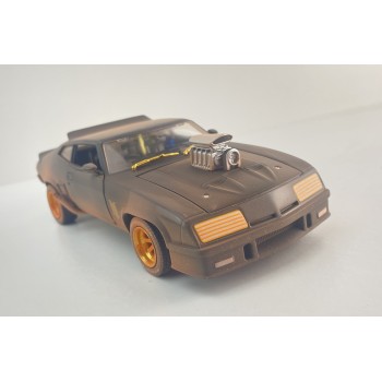 DDA Collectibles DDAS-917-C - Ford XB Falcon MFP Mad Max Last of V8 Interceptor Movie Muddy Sfragismeno Chase Car Rare - Scale 1:24