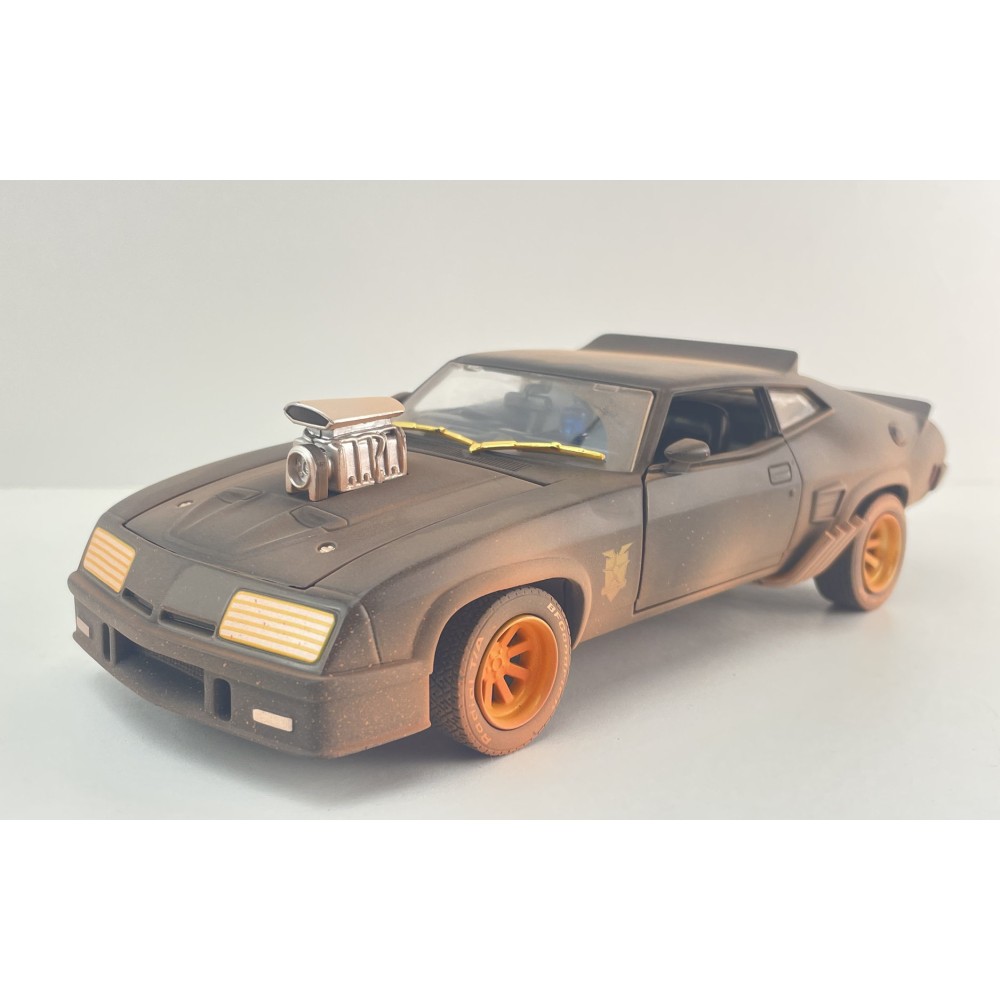 DDA Collectibles DDAS-917-C - Ford XB Falcon MFP Mad Max Last of V8 Interceptor Movie Muddy Sfragismeno Chase Car Rare - Scale 1:24