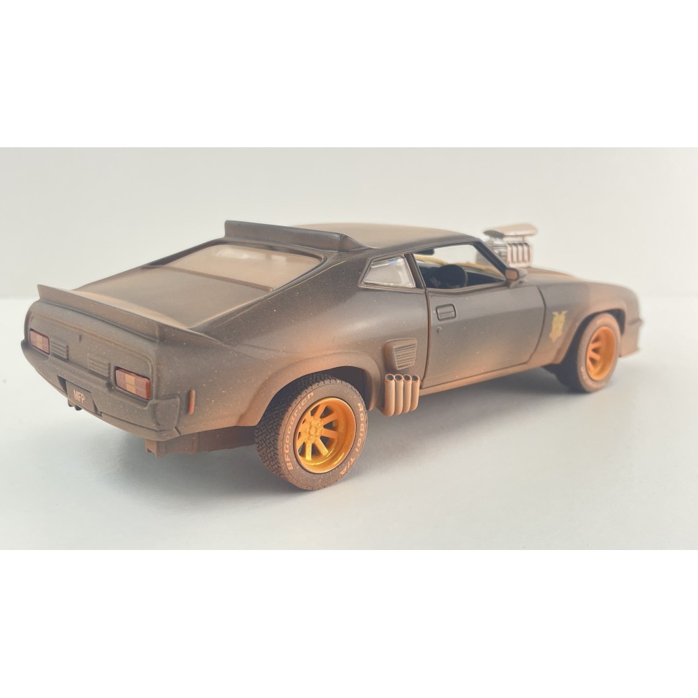 DDA Collectibles DDAS-917-C - Ford XB Falcon MFP Mad Max Last of V8 Interceptor Movie Muddy Sfragismeno Chase Car Rare - Scale 1:24
