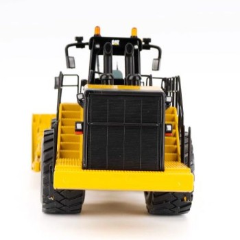 Diecast Masters 85231C Caterpillar CAT 854G Articulated Wheel Dozer Scale 1:50