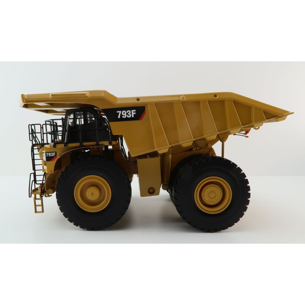 Diecast Masters 85273 C - Caterpillar Cat 793F Off Highway Mining Truck High Line - Scale 1:50