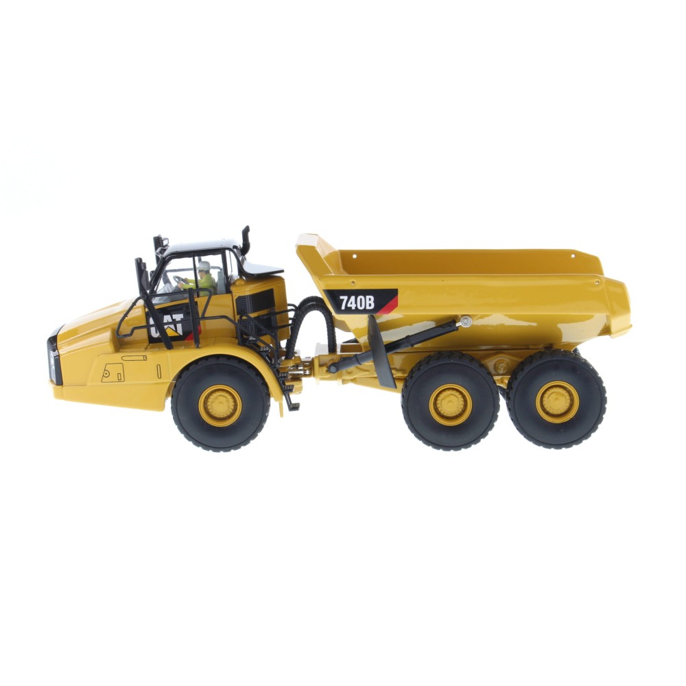 Diecast Masters 85501 C - Caterpillar Cat 740B Articulated Dump Truck - Scale 1:50