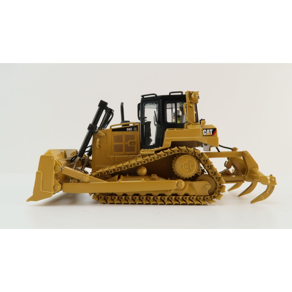 Diecast Masters 85910C - Caterpillar CAT D6R  Dozer Track Type Tractor Core Classic - Scale 1:50