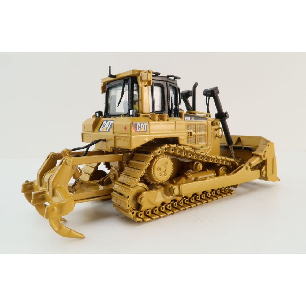 Diecast Masters 85910C - Caterpillar CAT D6R  Dozer Track Type Tractor Core Classic - Scale 1:50