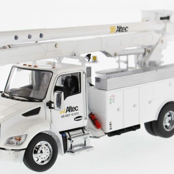 Diecast Masters 71100 - Kenworth T380 Service Truck with Altec AA55 Aerial Crane - Scale 1:32