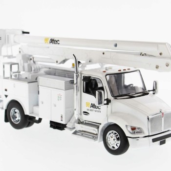 Diecast Masters 71100 - Kenworth T380 Service Truck with Altec AA55 Aerial Crane - Scale 1:32