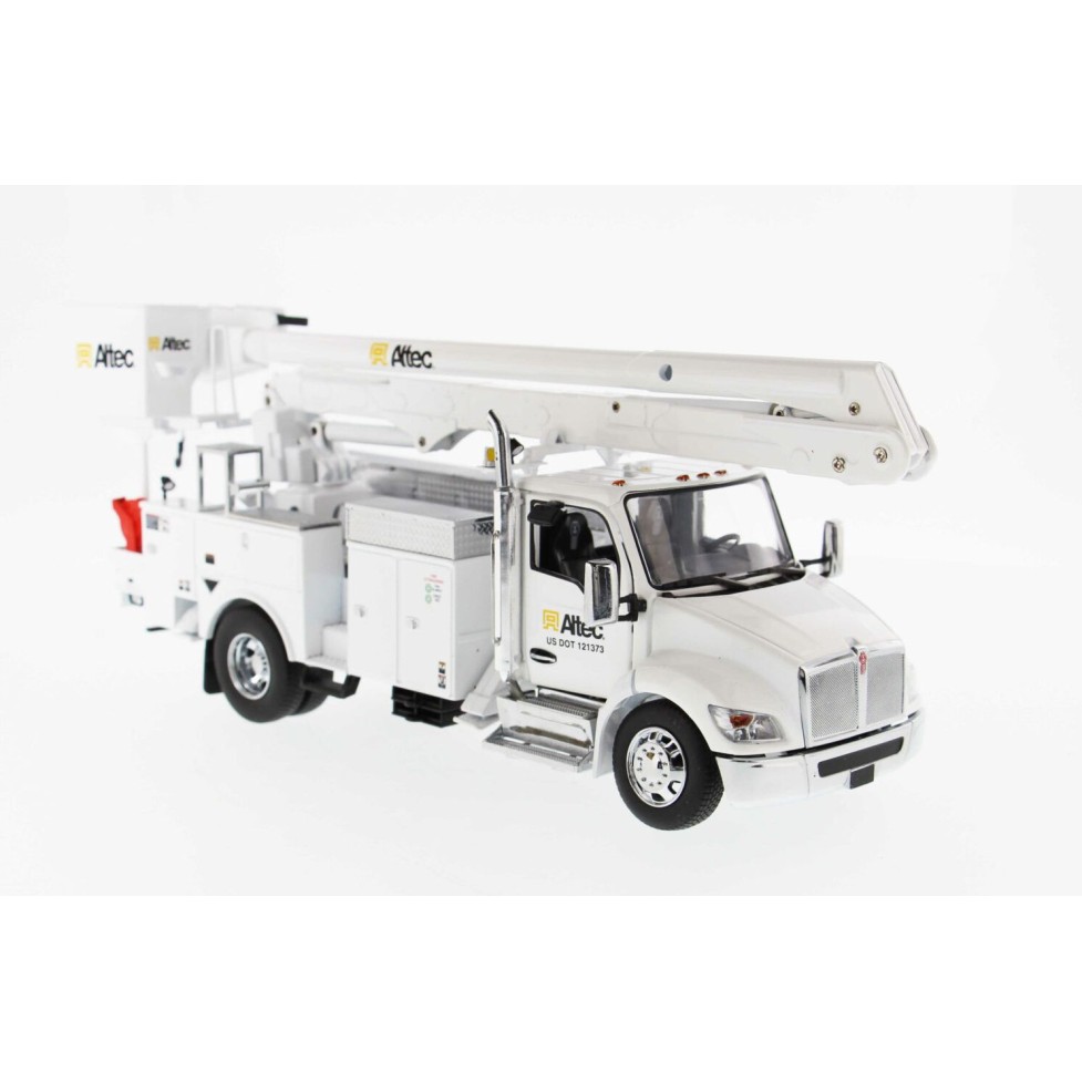 Diecast Masters 71100 - Kenworth T380 Service Truck with Altec AA55 Aerial Crane - Scale 1:32