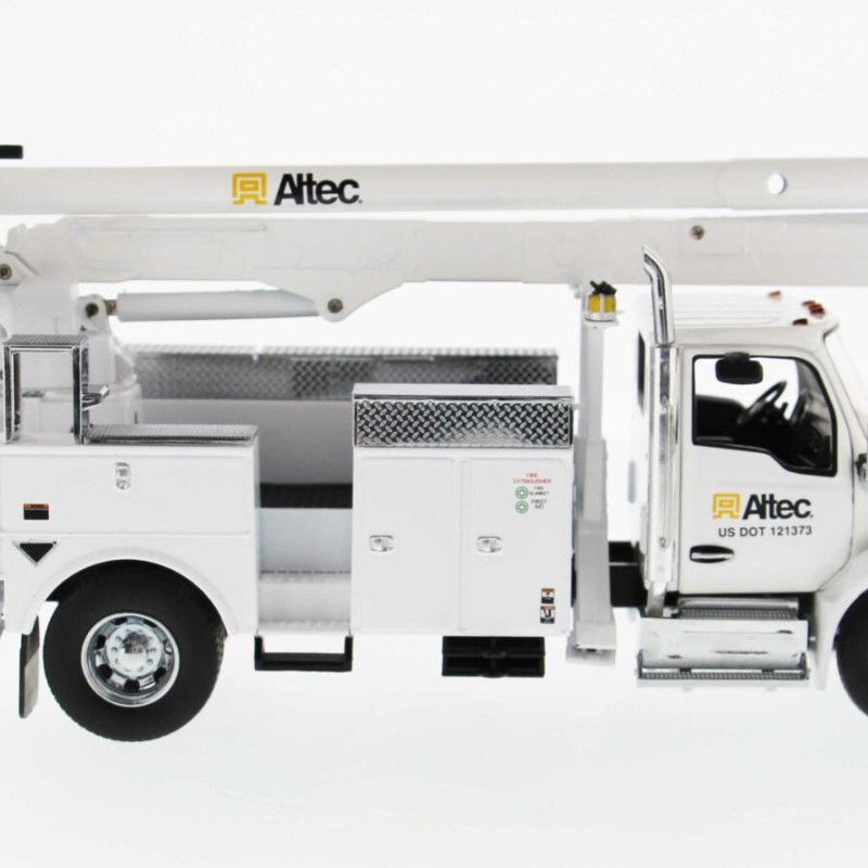 Diecast Masters 71100 - Kenworth T380 Service Truck with Altec AA55 Aerial Crane - Scale 1:32