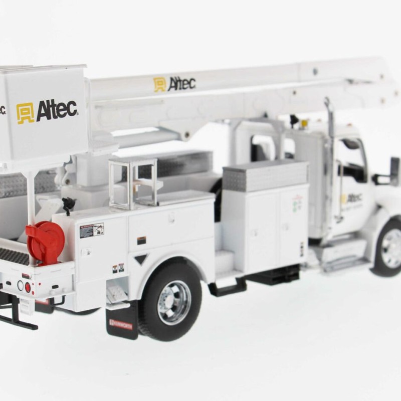 Diecast Masters 71100 - Kenworth T380 Service Truck with Altec AA55 Aerial Crane - Scale 1:32