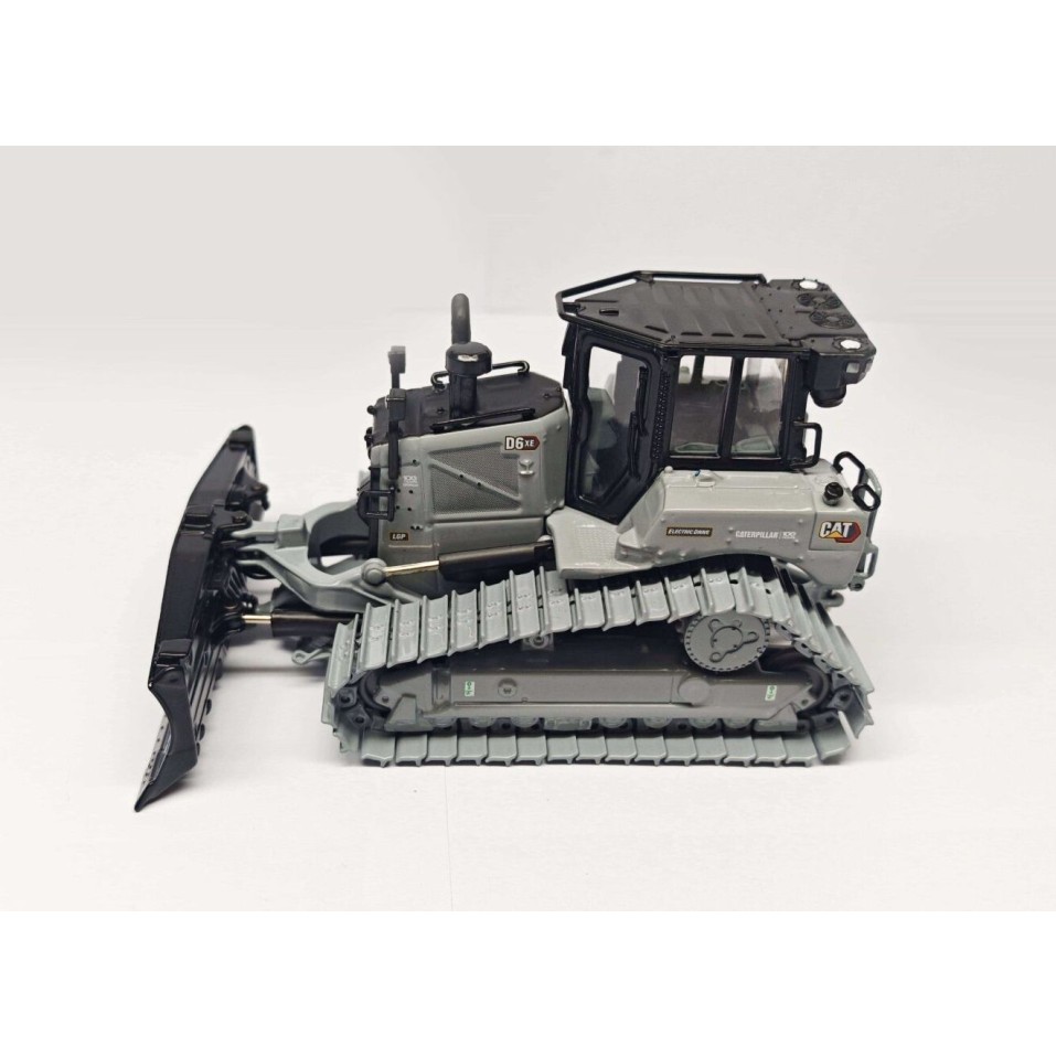 Diecast Masters 85554BGC -  Cat D6T XE LGP VPAT Track-Type Tractor Dozer High Line Centennial Limited Edition - Scale 1:50