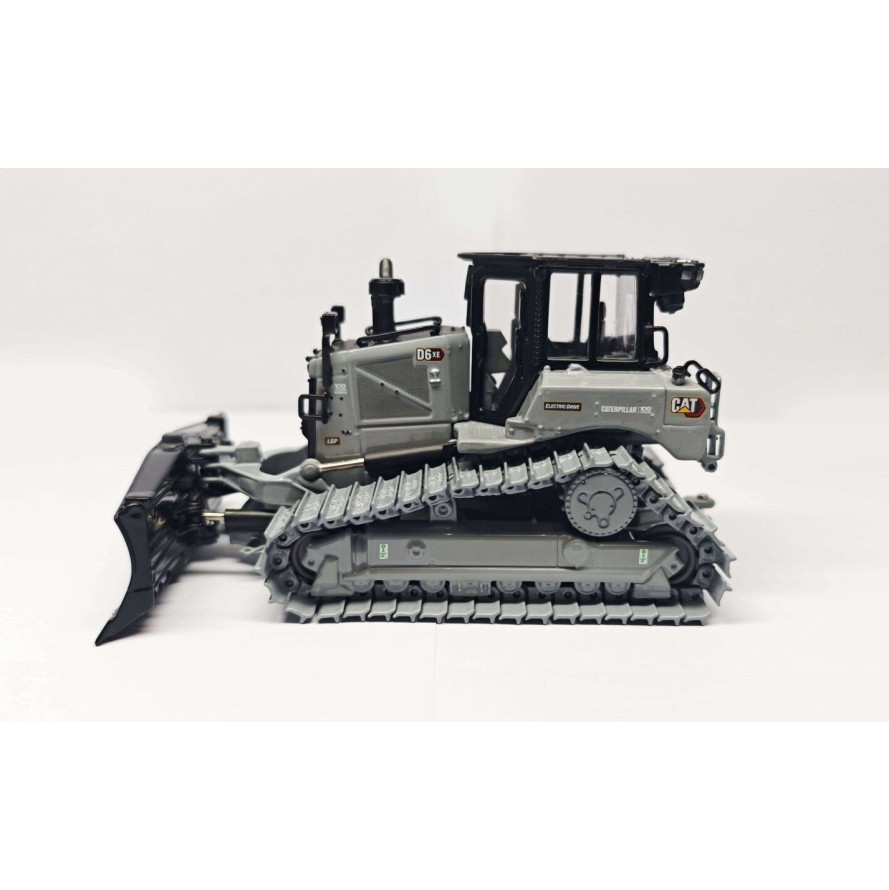 Diecast Masters 85554BGC -  Cat D6T XE LGP VPAT Track-Type Tractor Dozer High Line Centennial Limited Edition - Scale 1:50