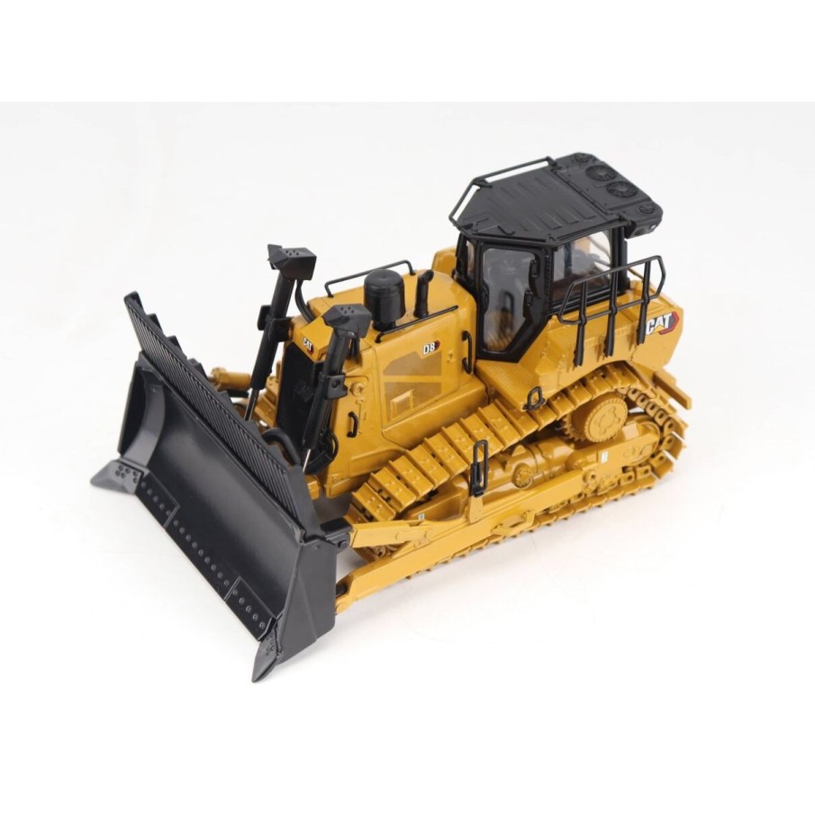 Diecast Masters 85758 - CAT Caterpillar D8 Track-Type Tractor Dozer Waste Configuration - High Line Series - Scale 1:50