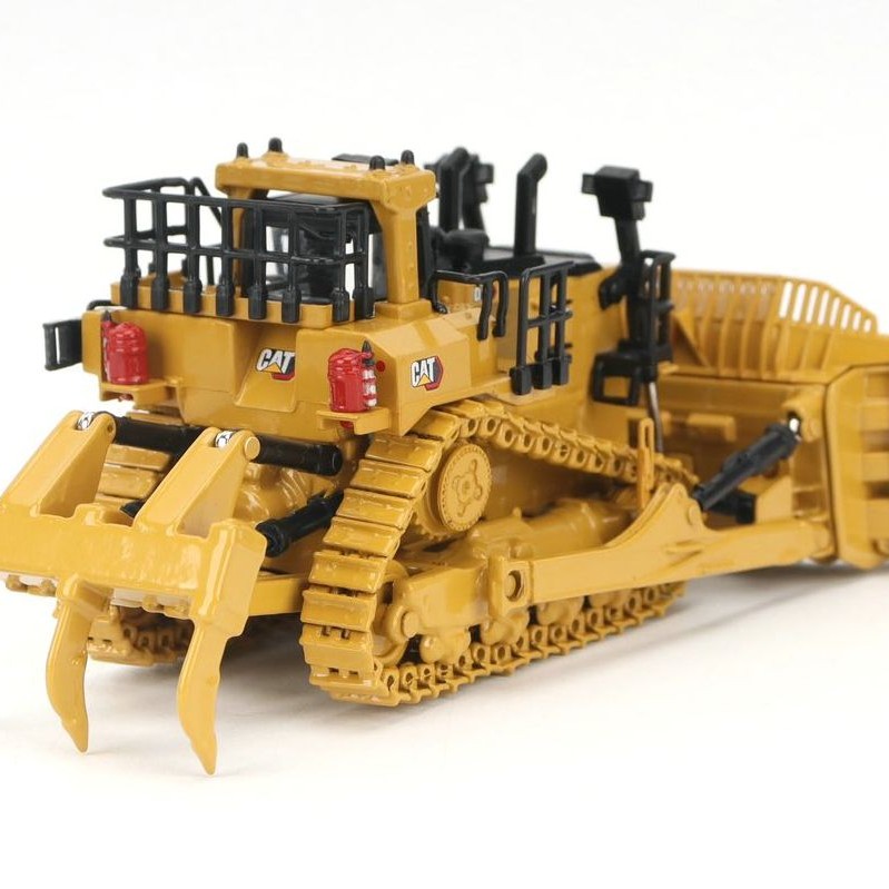 Diecast Masters 85777 - CAT D11 Track-Type Tractor Dozer TKN Design Metal Tracks New 2025 - Scale 1:87