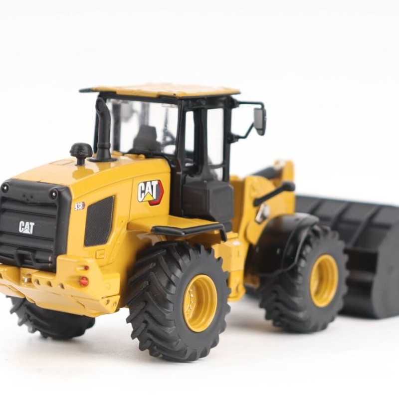 Diecast Masters 85779 -  Caterpillar Cat 930 Compact Wheel Loader Highline Series - Scale 1:50