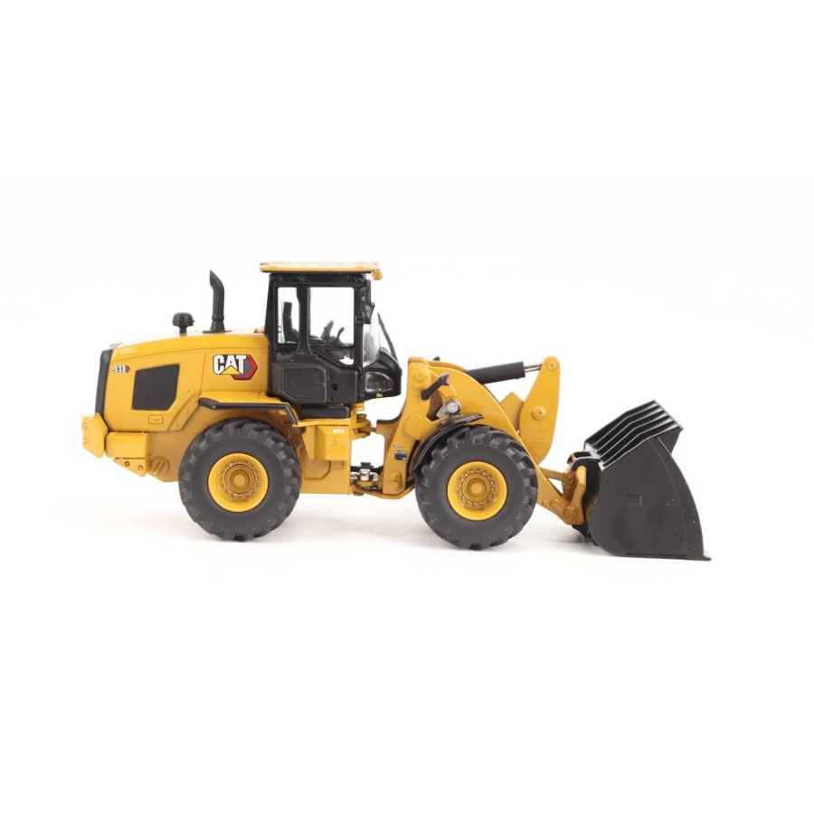 Diecast Masters 85779 -  Caterpillar Cat 930 Compact Wheel Loader Highline Series - Scale 1:50