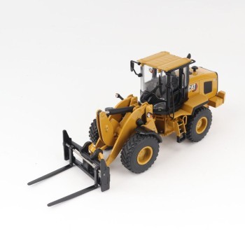 Diecast Masters 85779 -  Caterpillar Cat 930 Compact Wheel Loader Highline Series - Scale 1:50