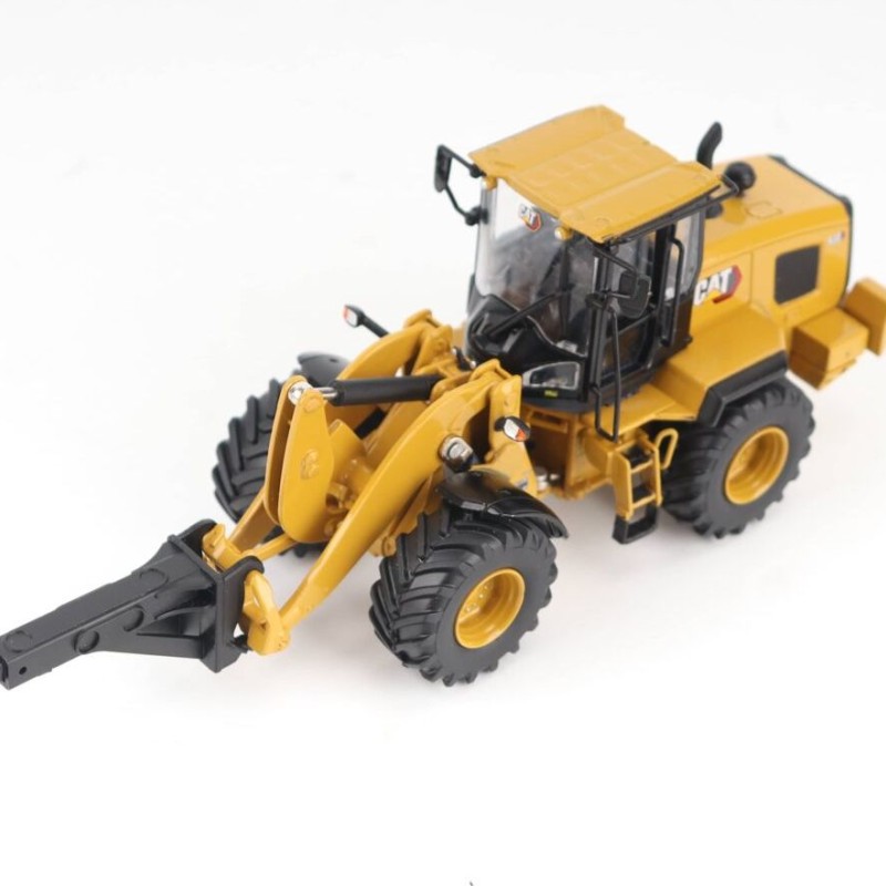 Diecast Masters 85782 -  Caterpillar Cat 938 Compact Wheel Loader Highline Series - Scale 1:50