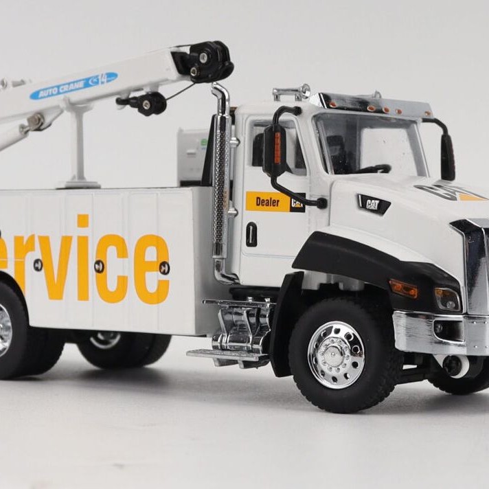 Diecast Masters 85785 - Cat CT660  Service Truck with Welder – White - New 2025 Scale 1:50