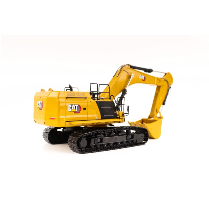 Diecast Masters 85793 - Caterpillar CAT 374 Next Gen Excavator High Line Series - Scale 1:50