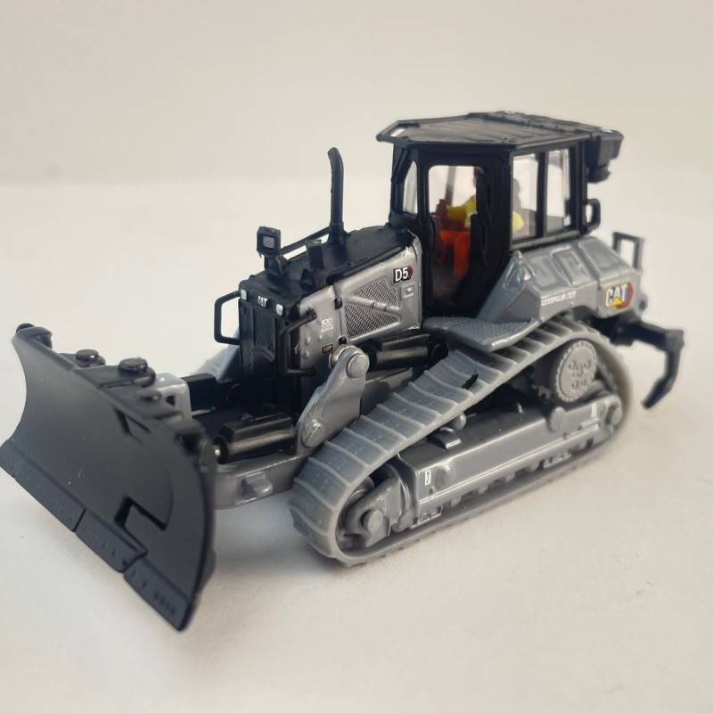 Diecast Masters 85953BGC - CAT D5 LGP Track-Type Tractor With Centennial Grey Limited 2025 - Scale 1:87