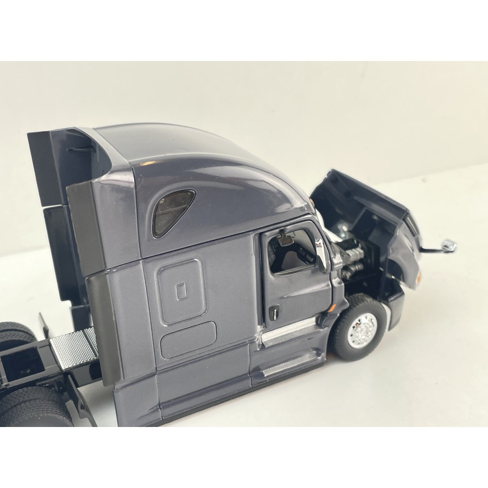 Diecast Masters 71047 - Freightliner Cascadia Truck Black with a White Cargo Trailer - Scale 1:50