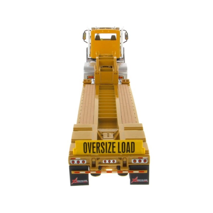 Diecast Masters 85503 C - Cat CT660 6x4 Day Cab Truck with XL Lowboy Trailer - Scale 1:50