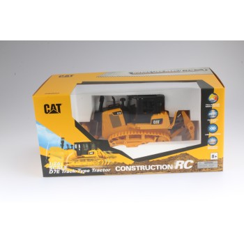Diecast Masters 25002 - RC Remote Controlled CAT Caterpillar D7E Track-Type Tractor Dozer - Scale 1:24