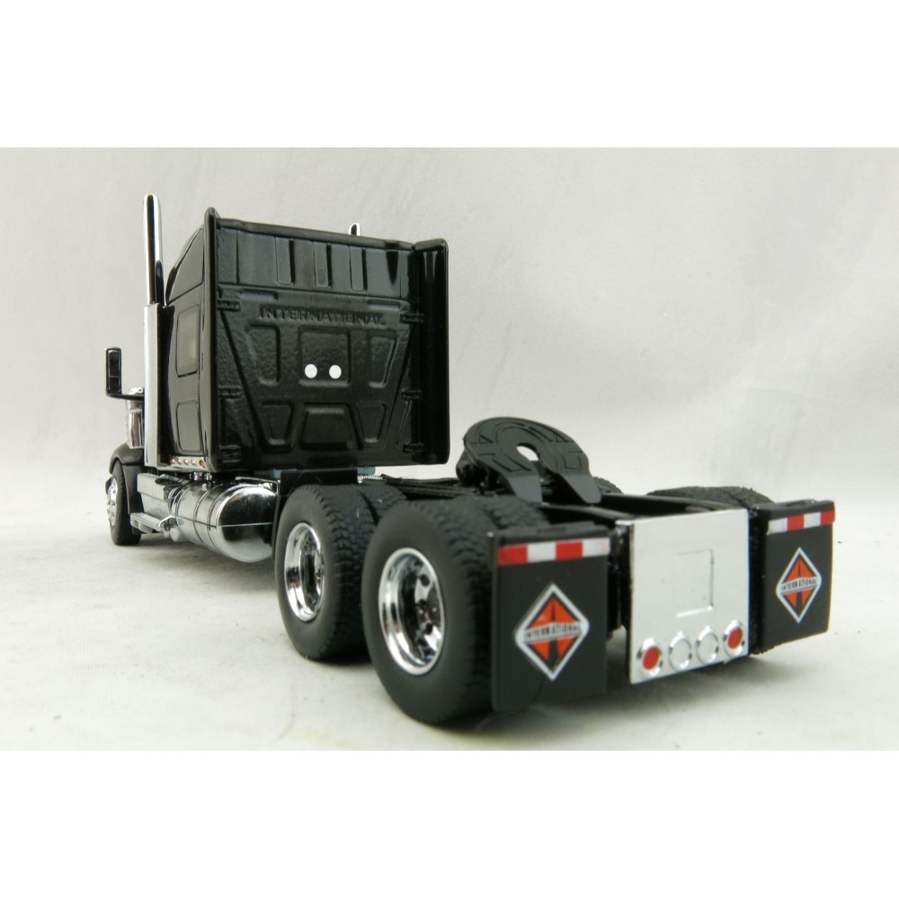 Diecast Masters 71023 - International LoneStar Sleeper Cab Truck Black - Scale 1:50