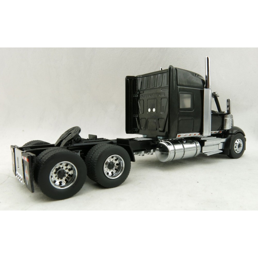 Diecast Masters 71023 - International LoneStar Sleeper Cab Truck Black - Scale 1:50