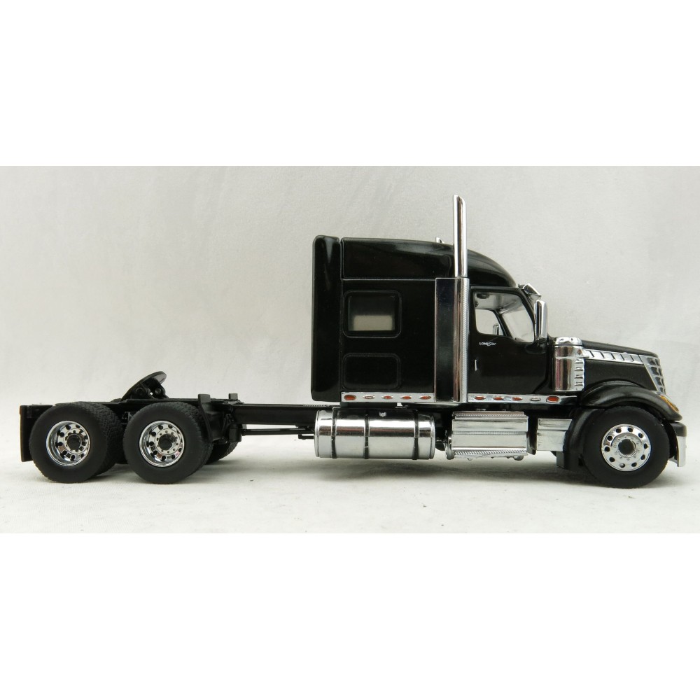 Diecast Masters 71023 - International LoneStar Sleeper Cab Truck Black - Scale 1:50